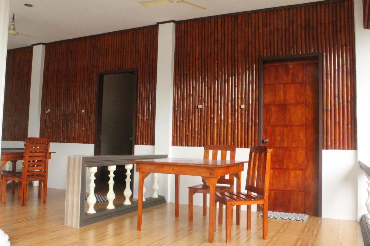 Maya Guest House - Sipaway Island San Carlos  Buitenkant foto